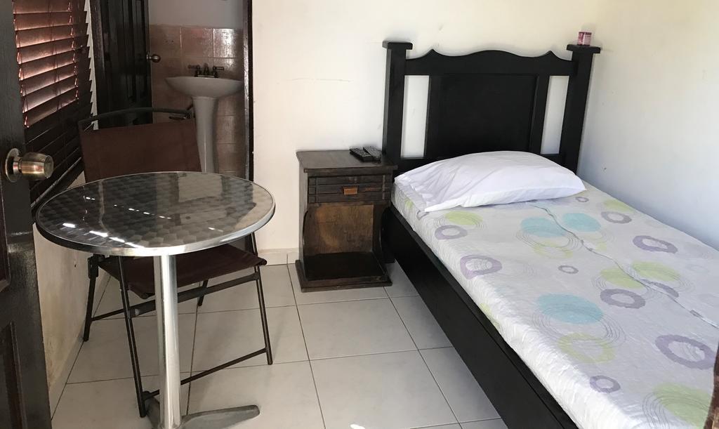 Hostal Compostela Inn Давид Екстер'єр фото